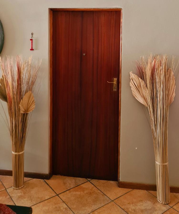 יוהנסבורג 7Th Street Guesthouse מראה חיצוני תמונה
