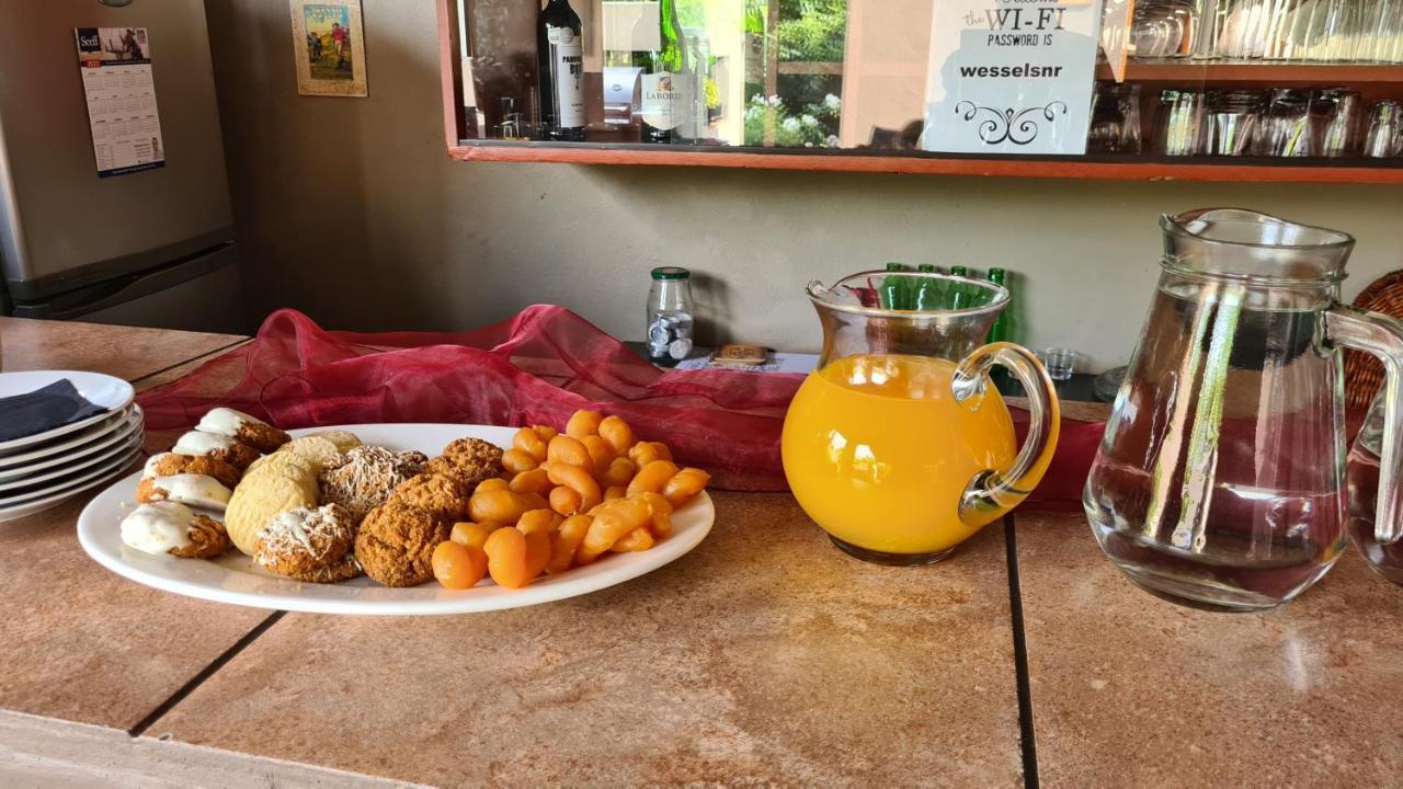 יוהנסבורג 7Th Street Guesthouse מראה חיצוני תמונה